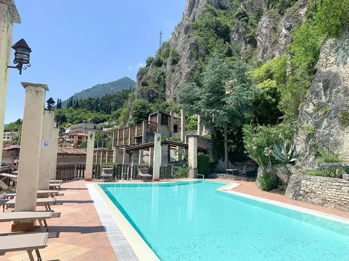 Hotel Castell - Montagnoli Group Limone sul Garda 3*,  Ιταλία