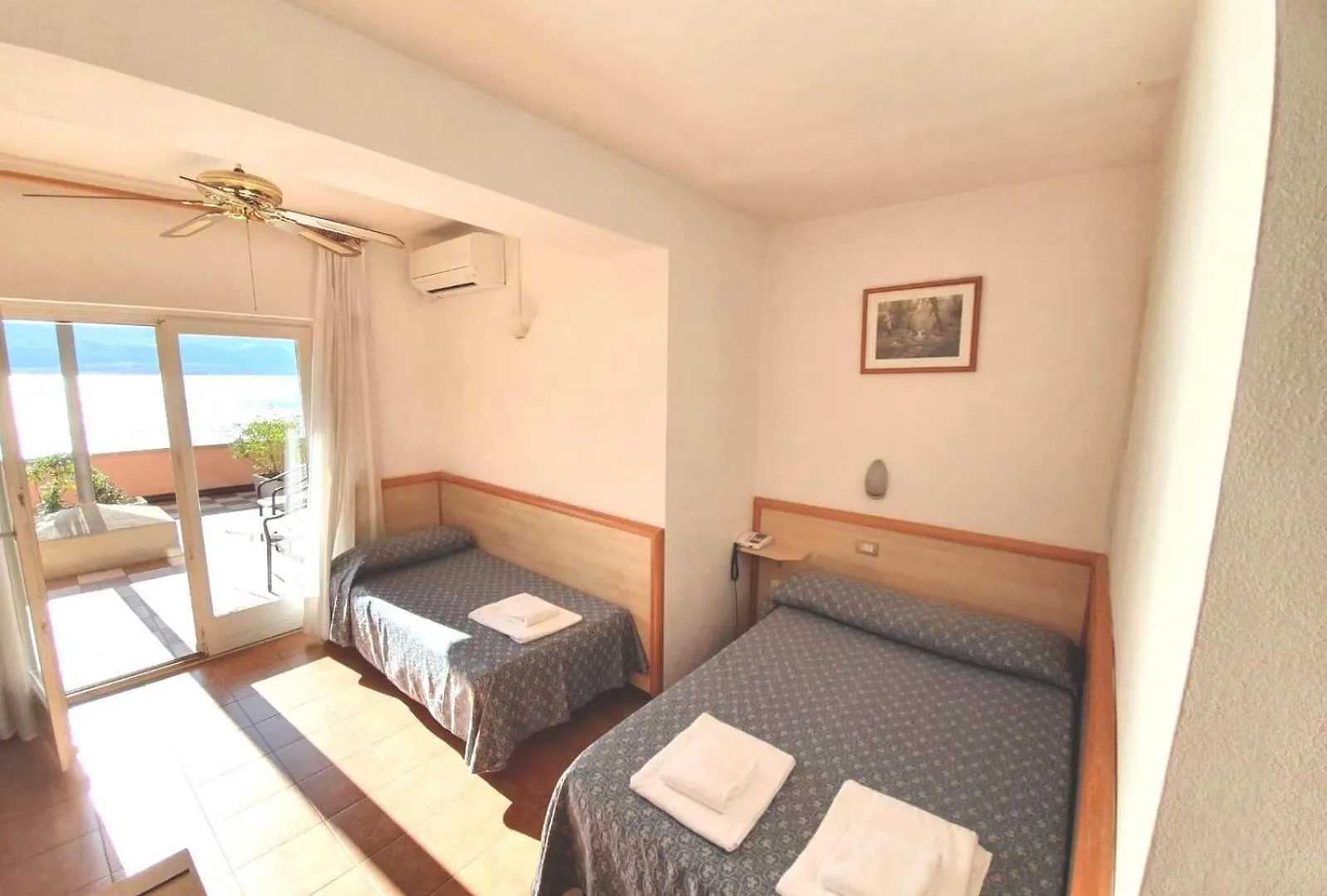 Hotel Castell - Montagnoli Group Limone sul Garda
