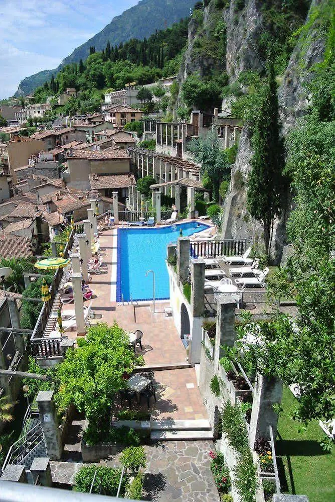 Hotel Castell - Montagnoli Group Limone sul Garda 3*,