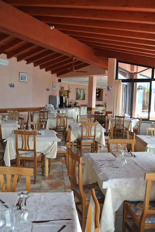 Hotel Castell - Montagnoli Group Limone sul Garda